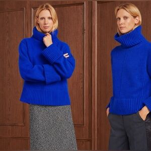 EUC Me + Em Blue Heavy Wool and Cashmere Turtleneck Sweater